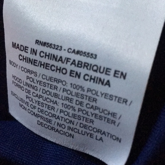 ♦️NWT Nike Therma Training Hoodie , Girls S - Picture 3 of 3